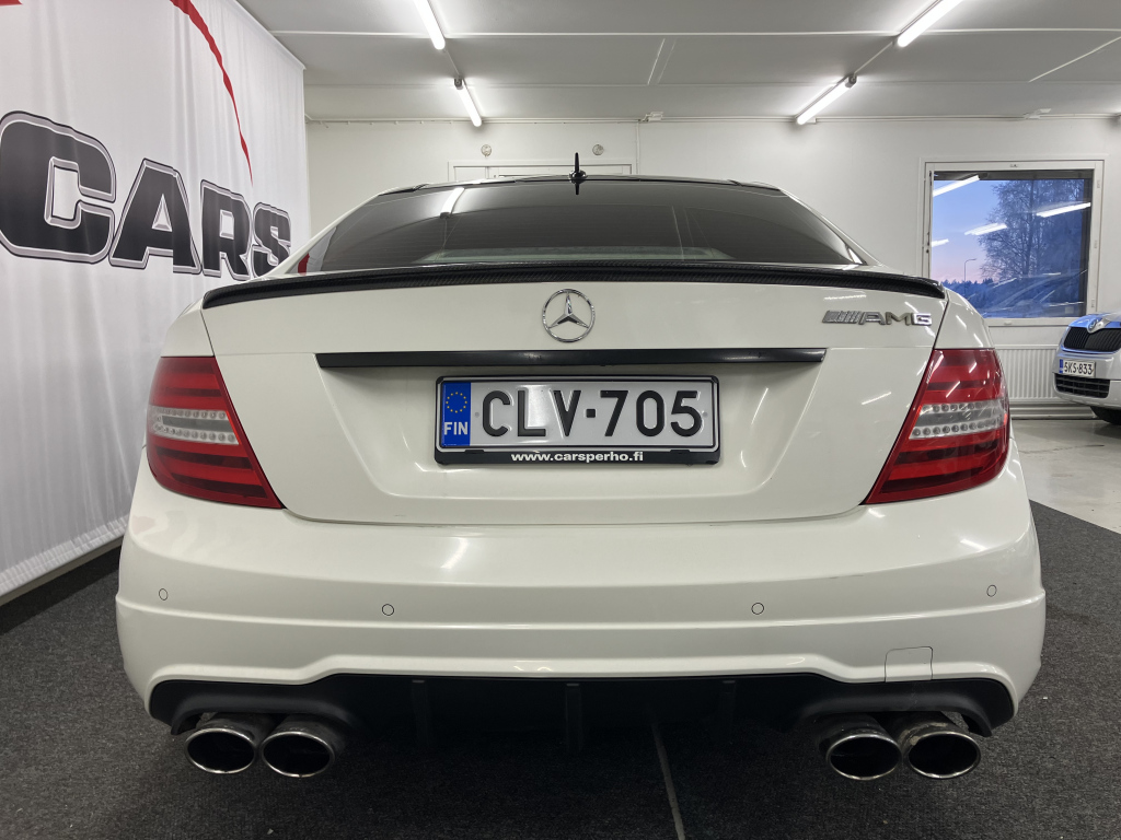 MERCEDES-BENZ C 2012