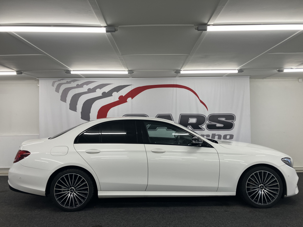 MERCEDES-BENZ E 2017