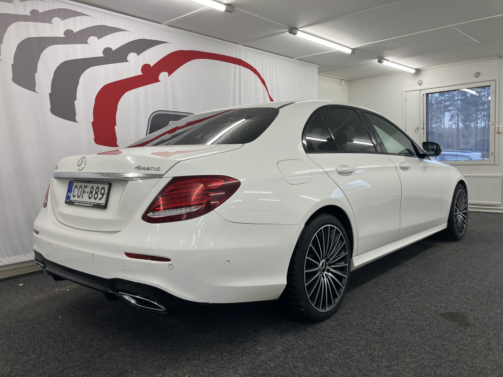 MERCEDES-BENZ E 2017