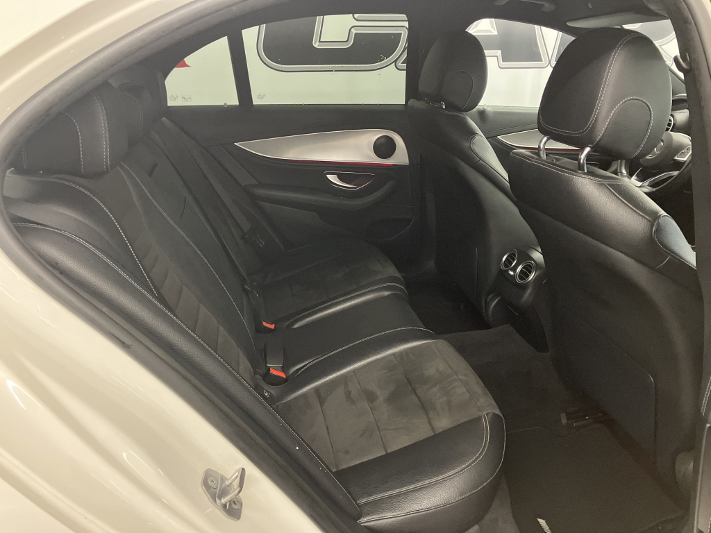 MERCEDES-BENZ E 2017