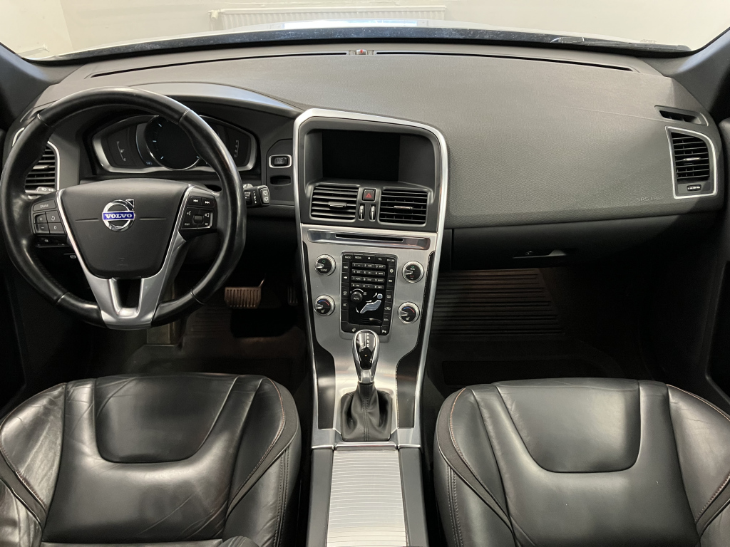 VOLVO XC60 2015