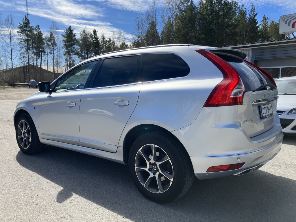 VOLVO XC60 2015