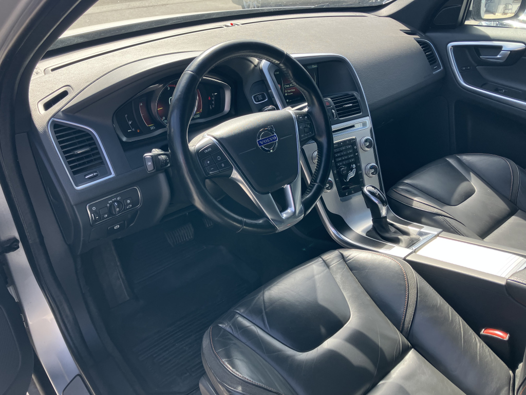 VOLVO XC60 2015