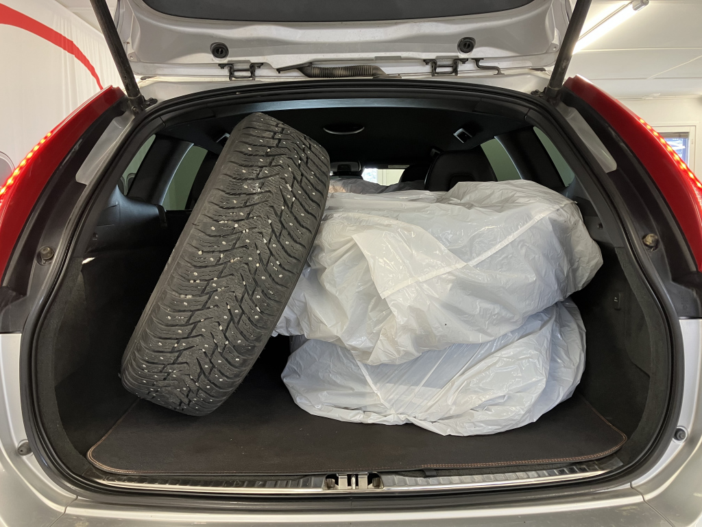VOLVO XC60 2015
