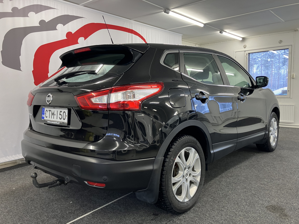 NISSAN Qashqai 2015