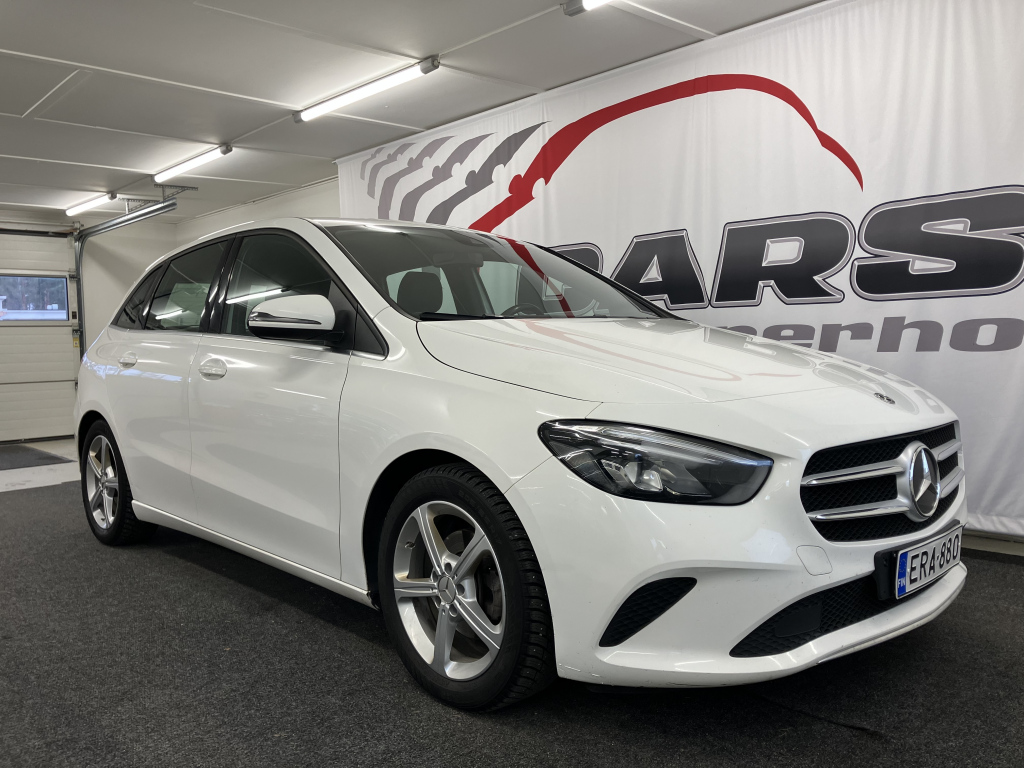 MERCEDES-BENZ B 180 D 2019