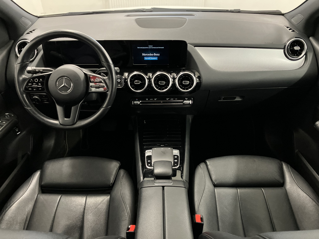 MERCEDES-BENZ B 180 D 2019