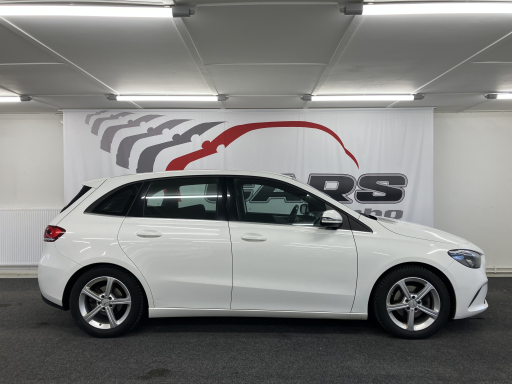 MERCEDES-BENZ B 180 D 2019