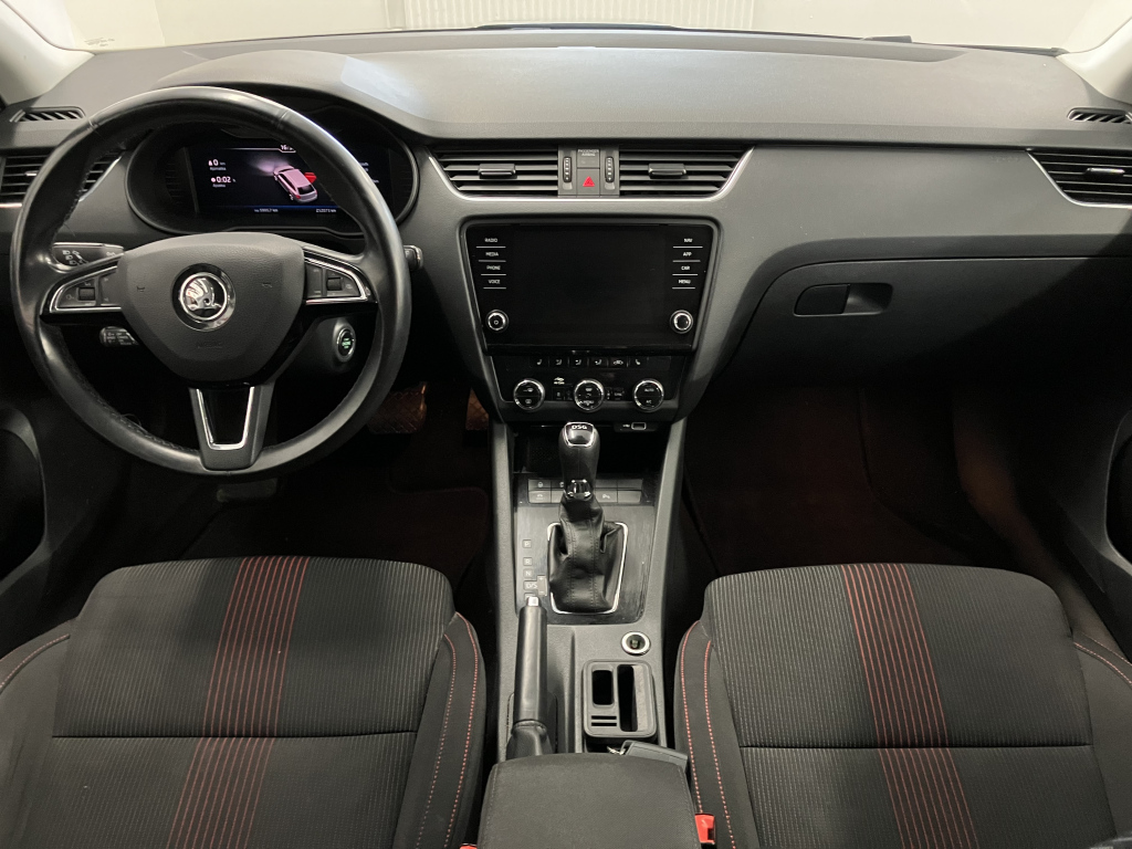 SKODA OCTAVIA 2019