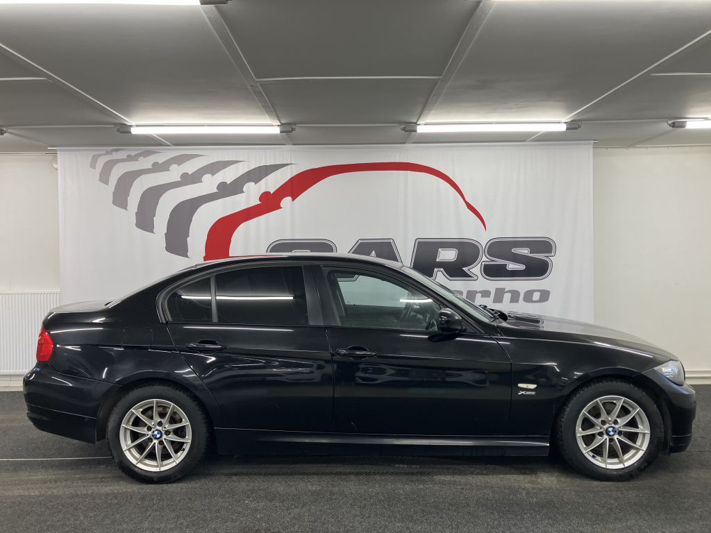 BMW 320 2011