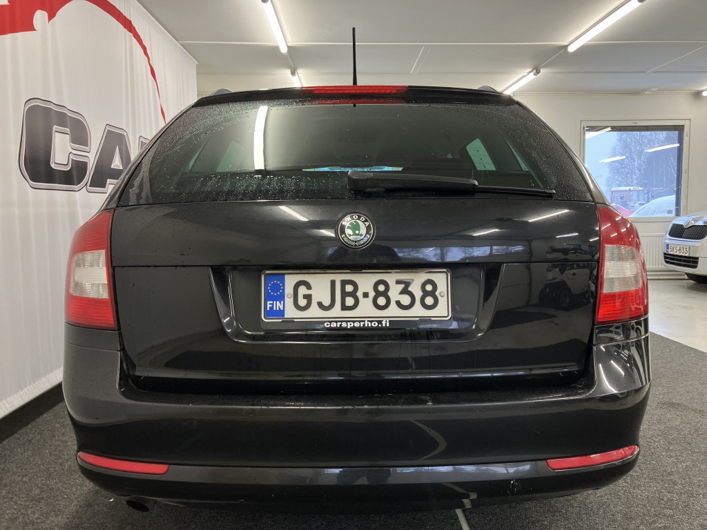 SKODA OCTAVIA 2010