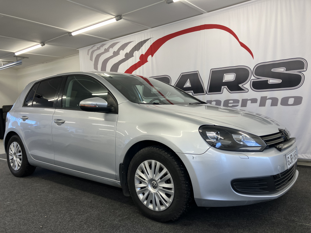 VOLKSWAGEN GOLF 2011