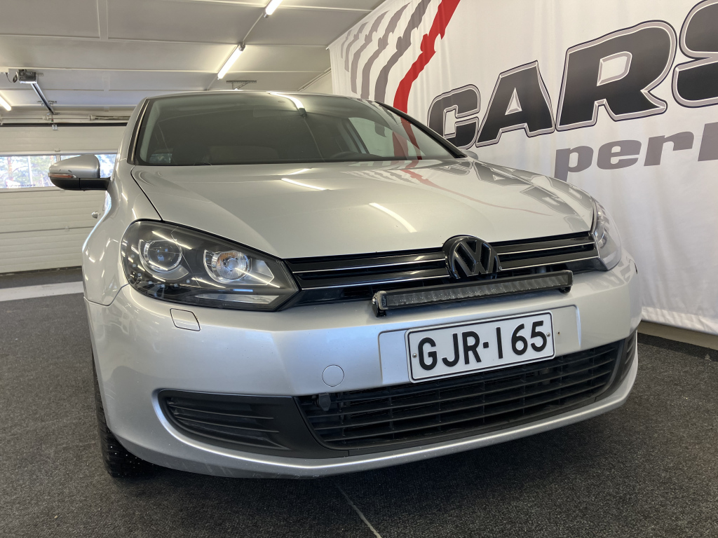 VOLKSWAGEN GOLF 2011