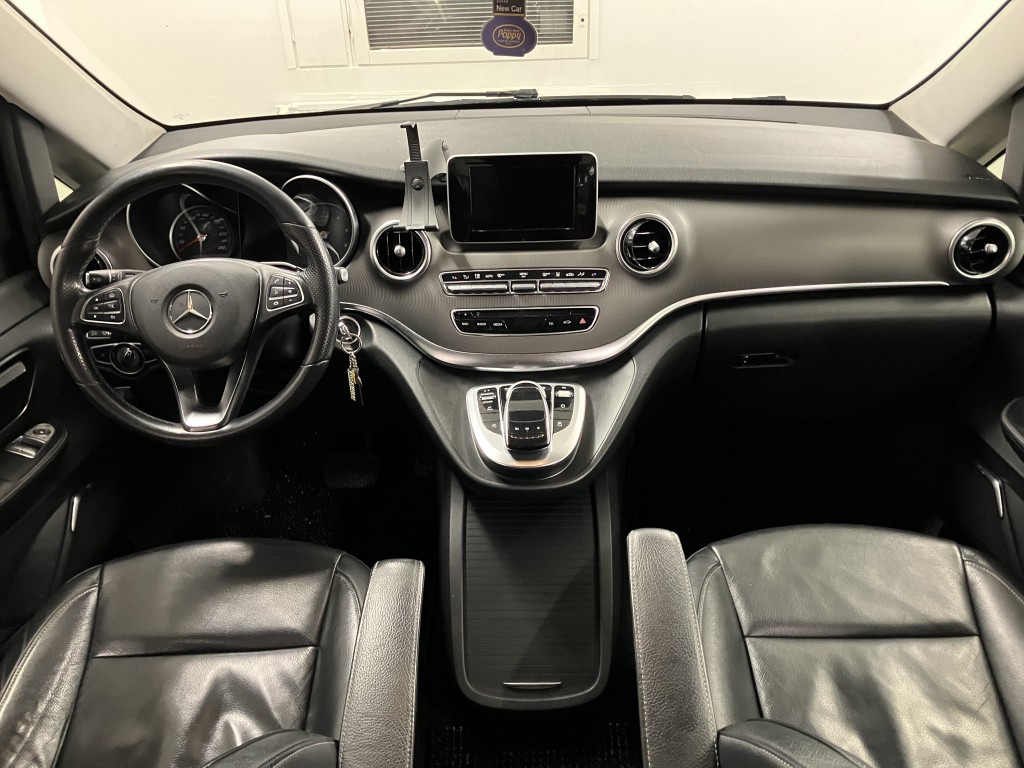 MERCEDES-BENZ V 2017
