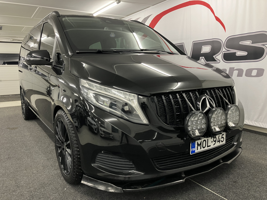 MERCEDES-BENZ V 2017