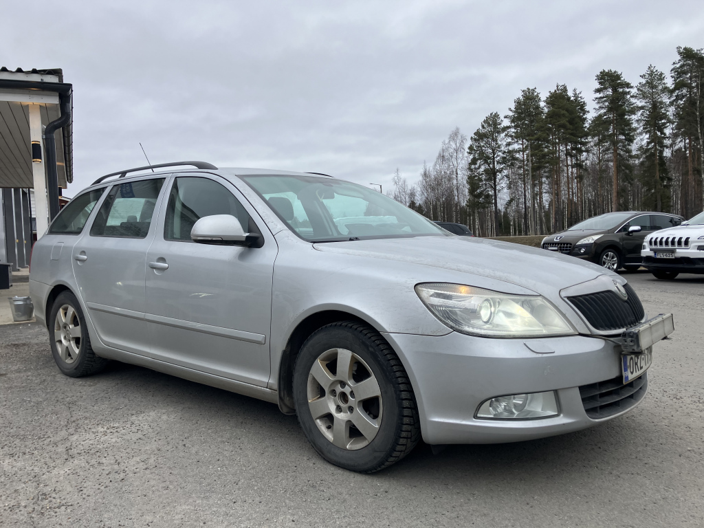 SKODA Octavia 2010