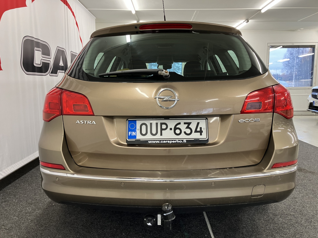 OPEL Astra 2014