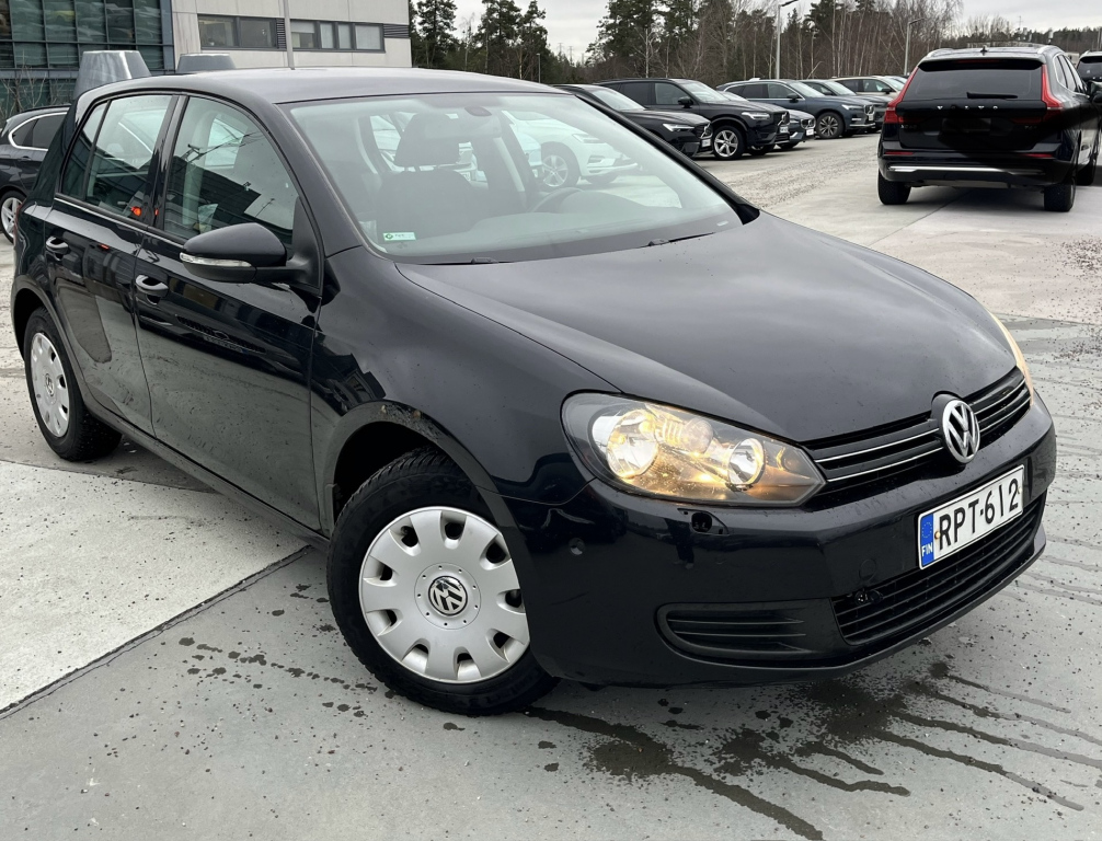 VOLKSWAGEN GOLF 2012