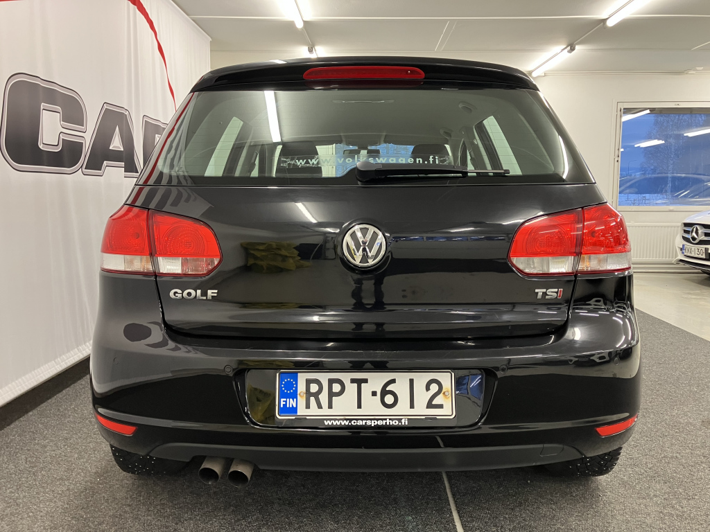 VOLKSWAGEN GOLF 2012