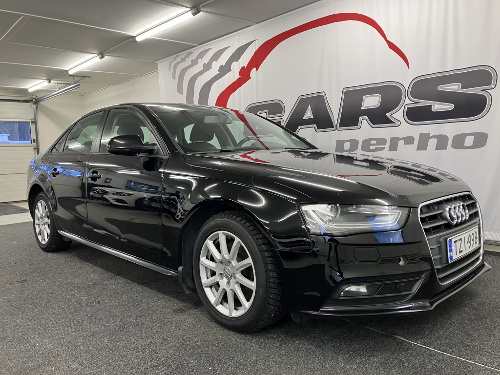AUDI A4 LIMOUSINE 2014