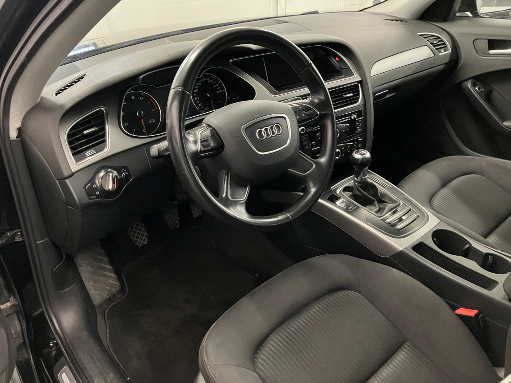 AUDI A4 LIMOUSINE 2014