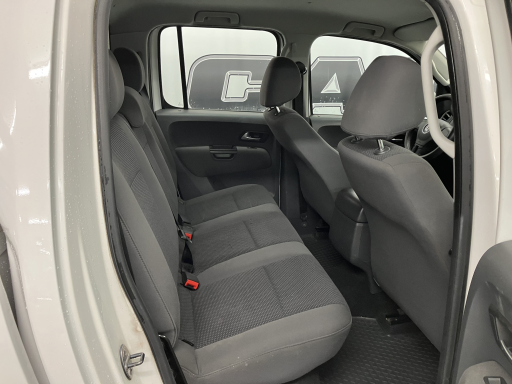 VOLKSWAGEN AMAROK 2011