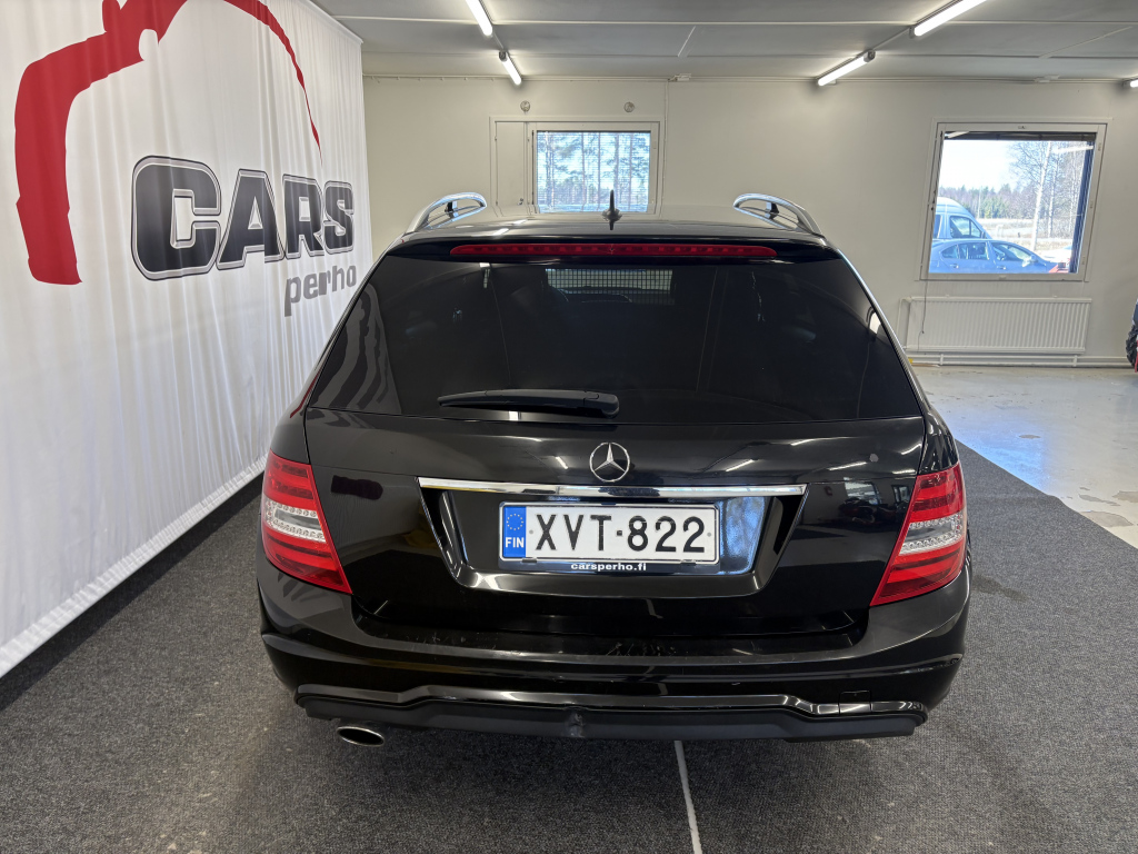 MERCEDES-BENZ C 2012