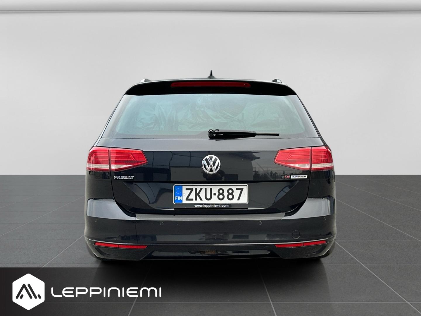 VOLKSWAGEN Passat 2016