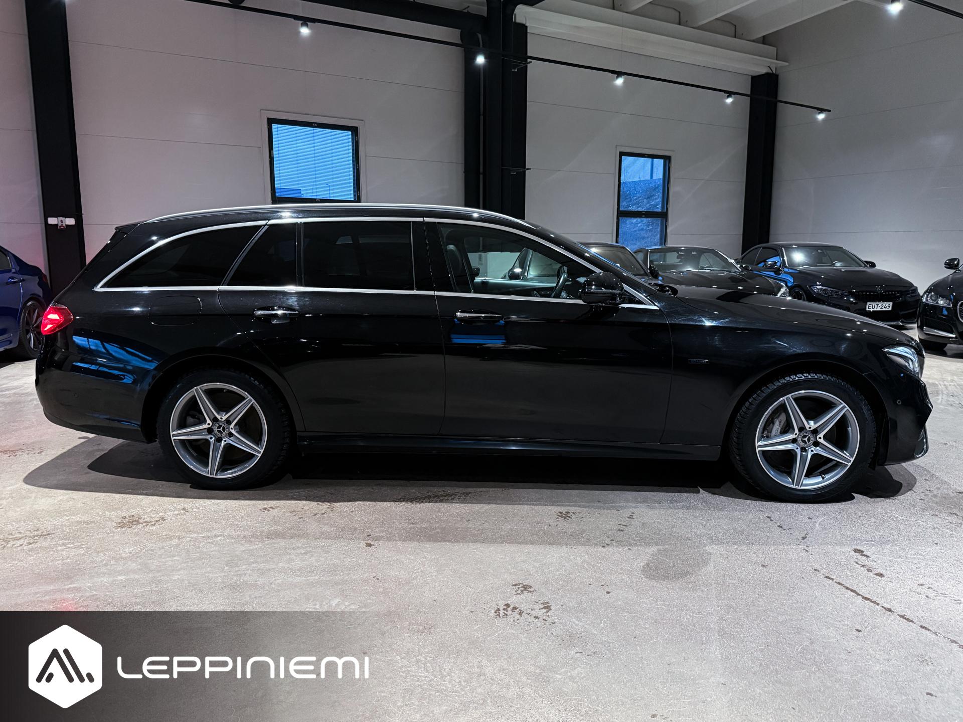 MERCEDES-BENZ E 2019