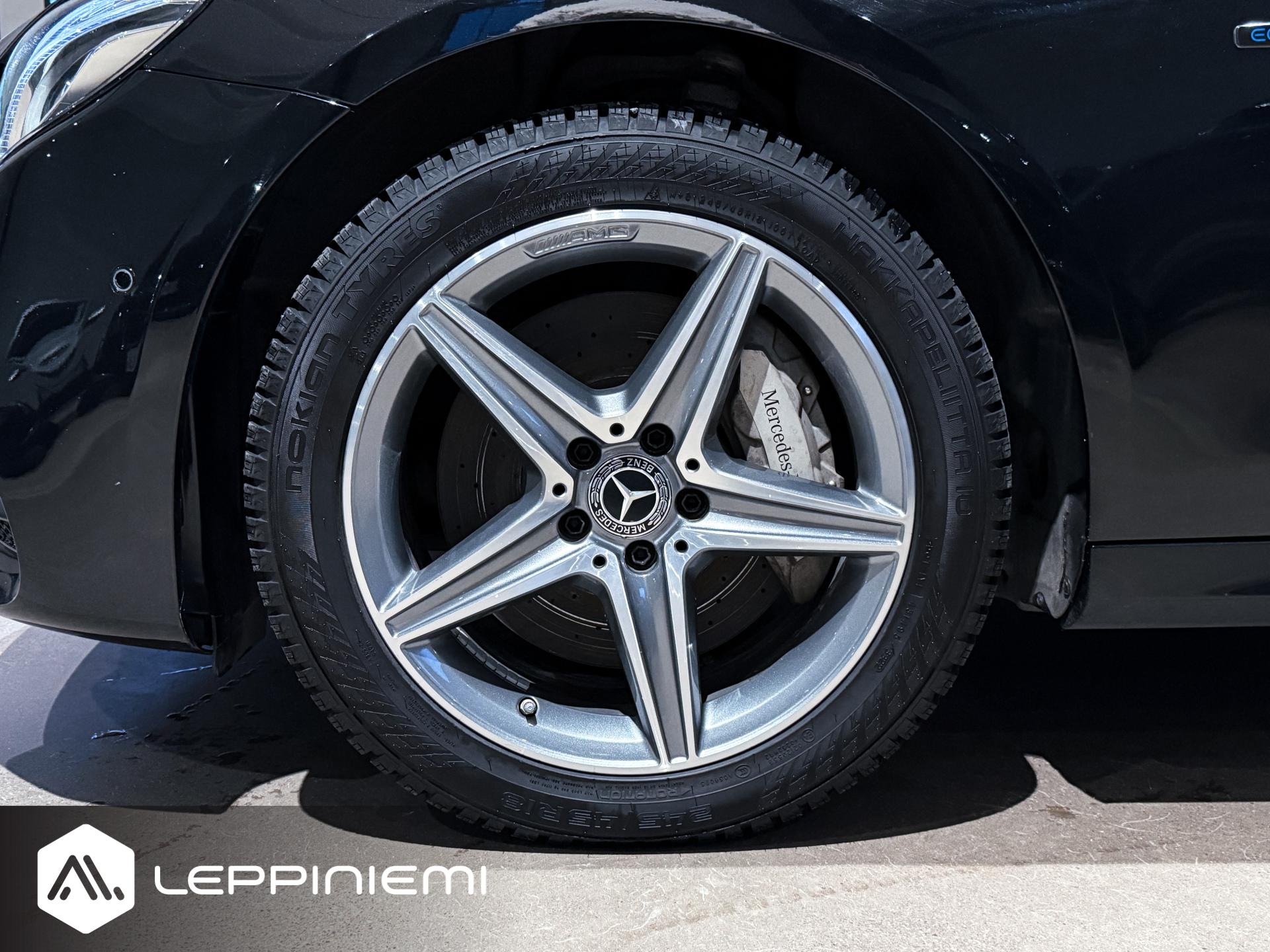 MERCEDES-BENZ E 2019