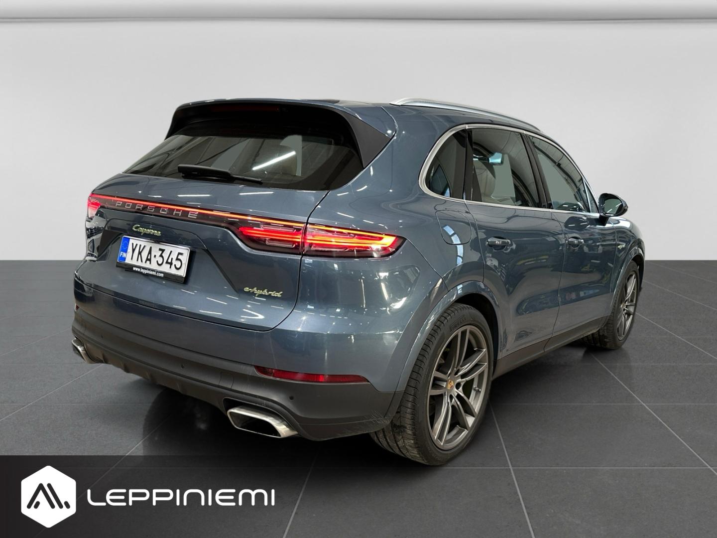 PORSCHE Cayenne 2019