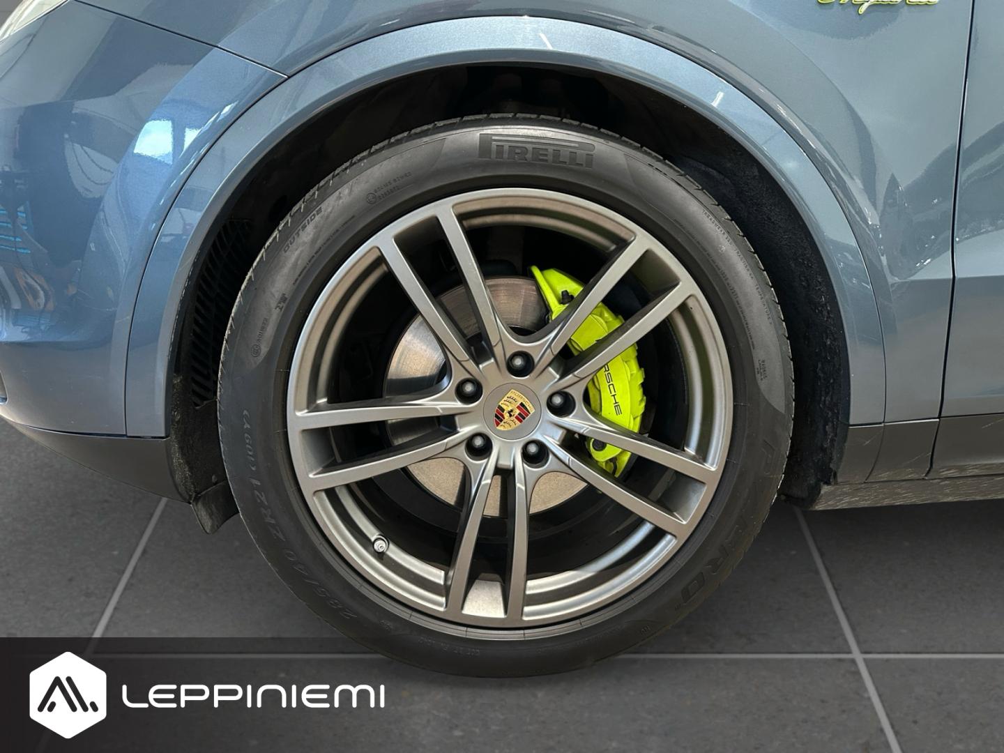 PORSCHE Cayenne 2019