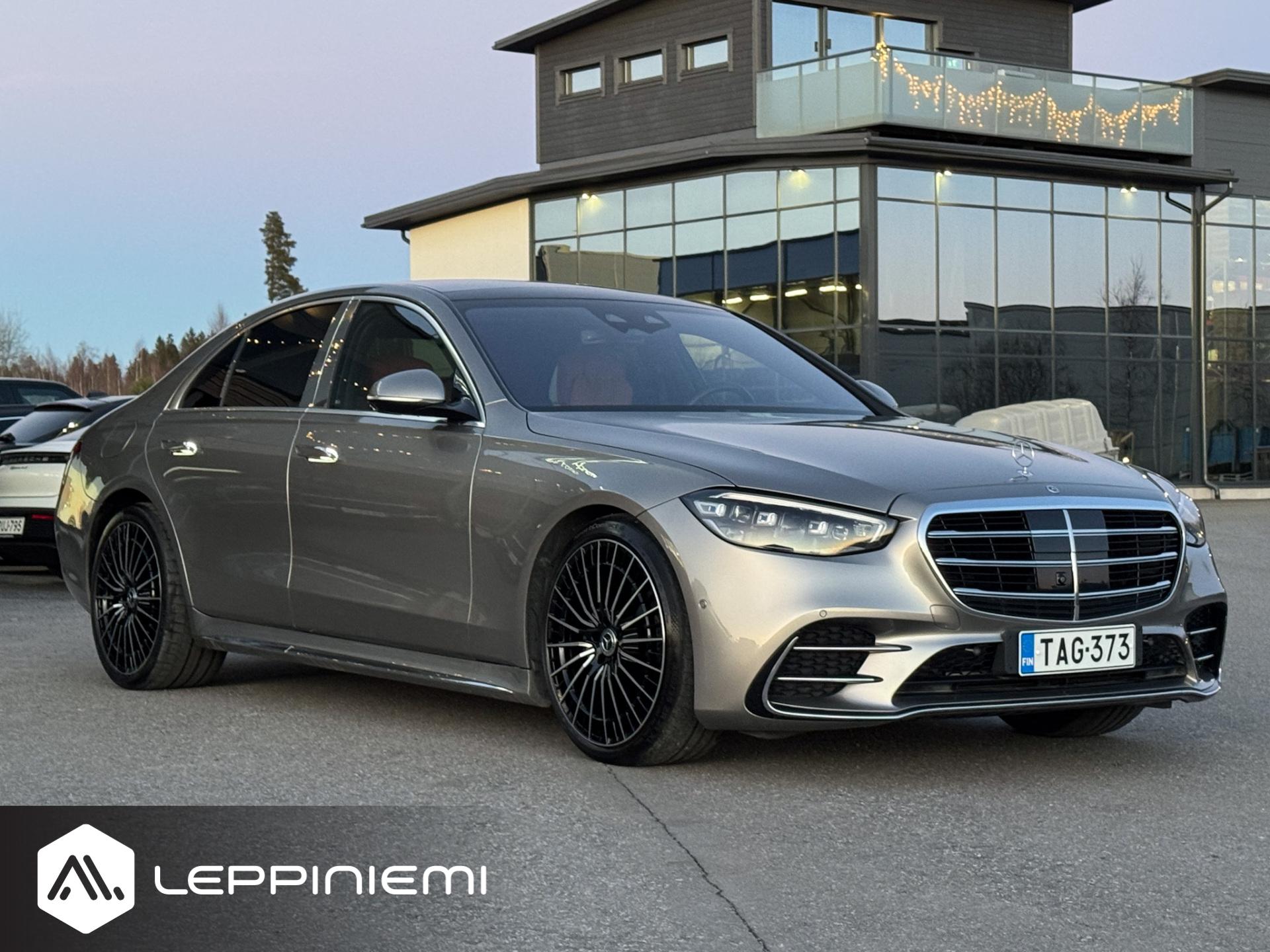 MERCEDES-BENZ S 2023