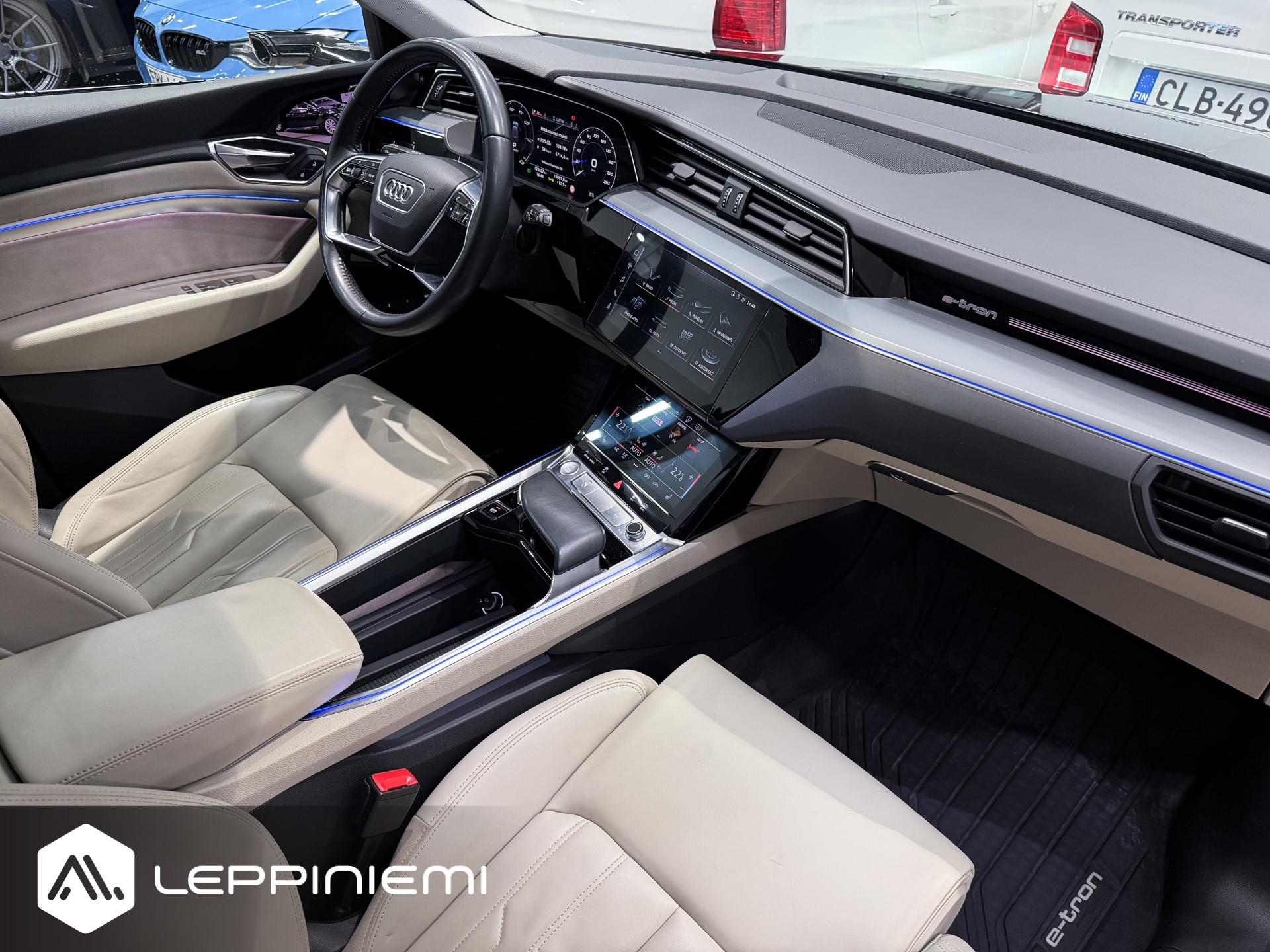 AUDI e-tron 2020