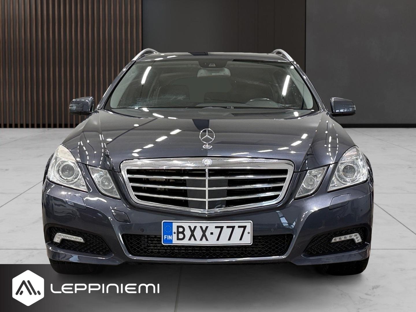 MERCEDES-BENZ E 2010