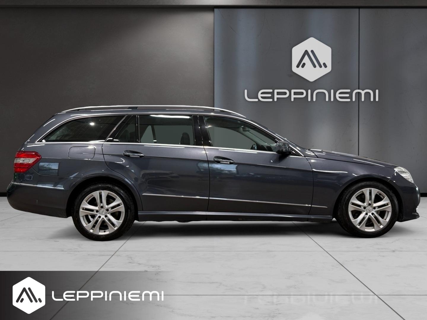MERCEDES-BENZ E 2010