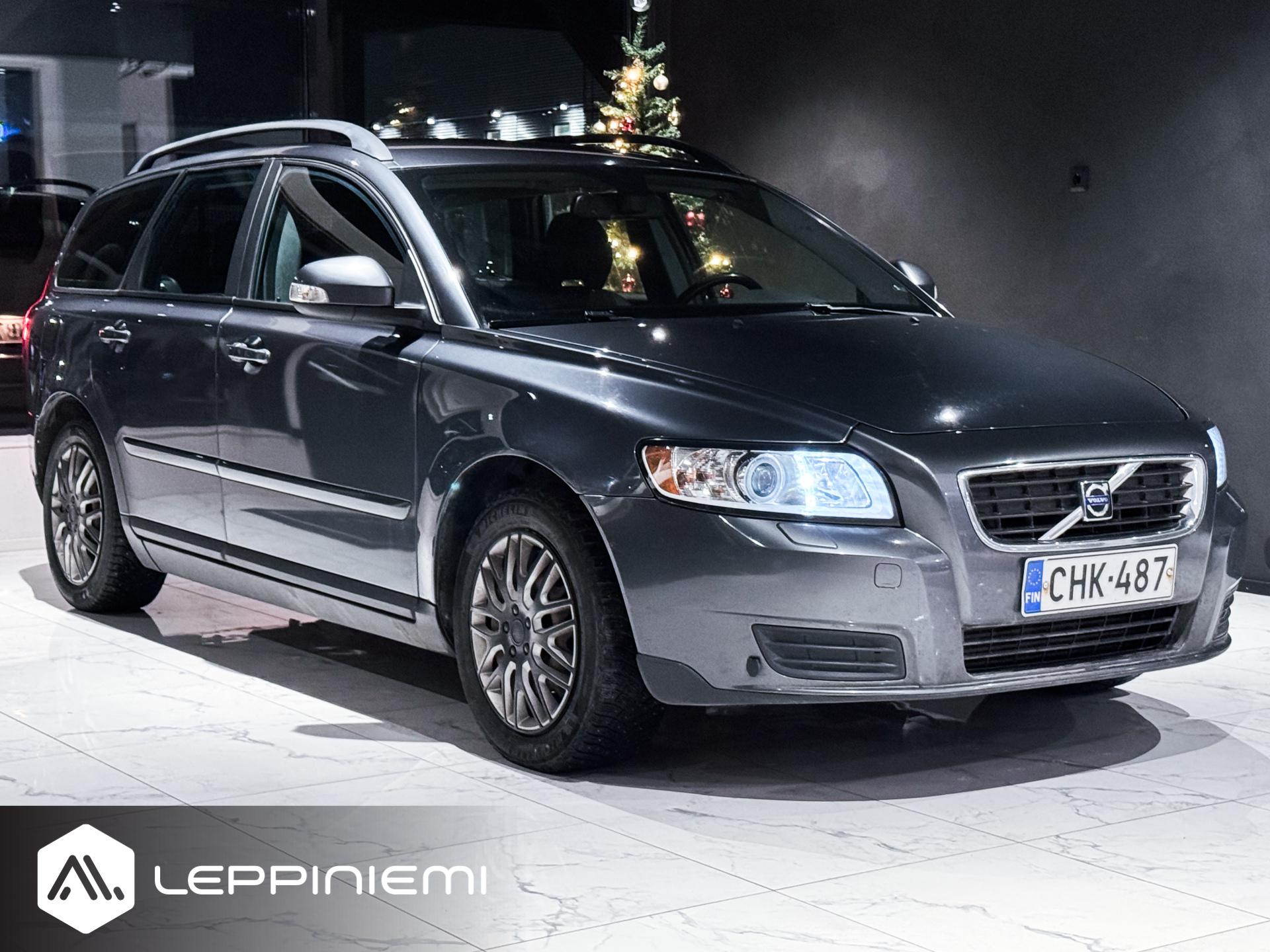VOLVO V50 2010