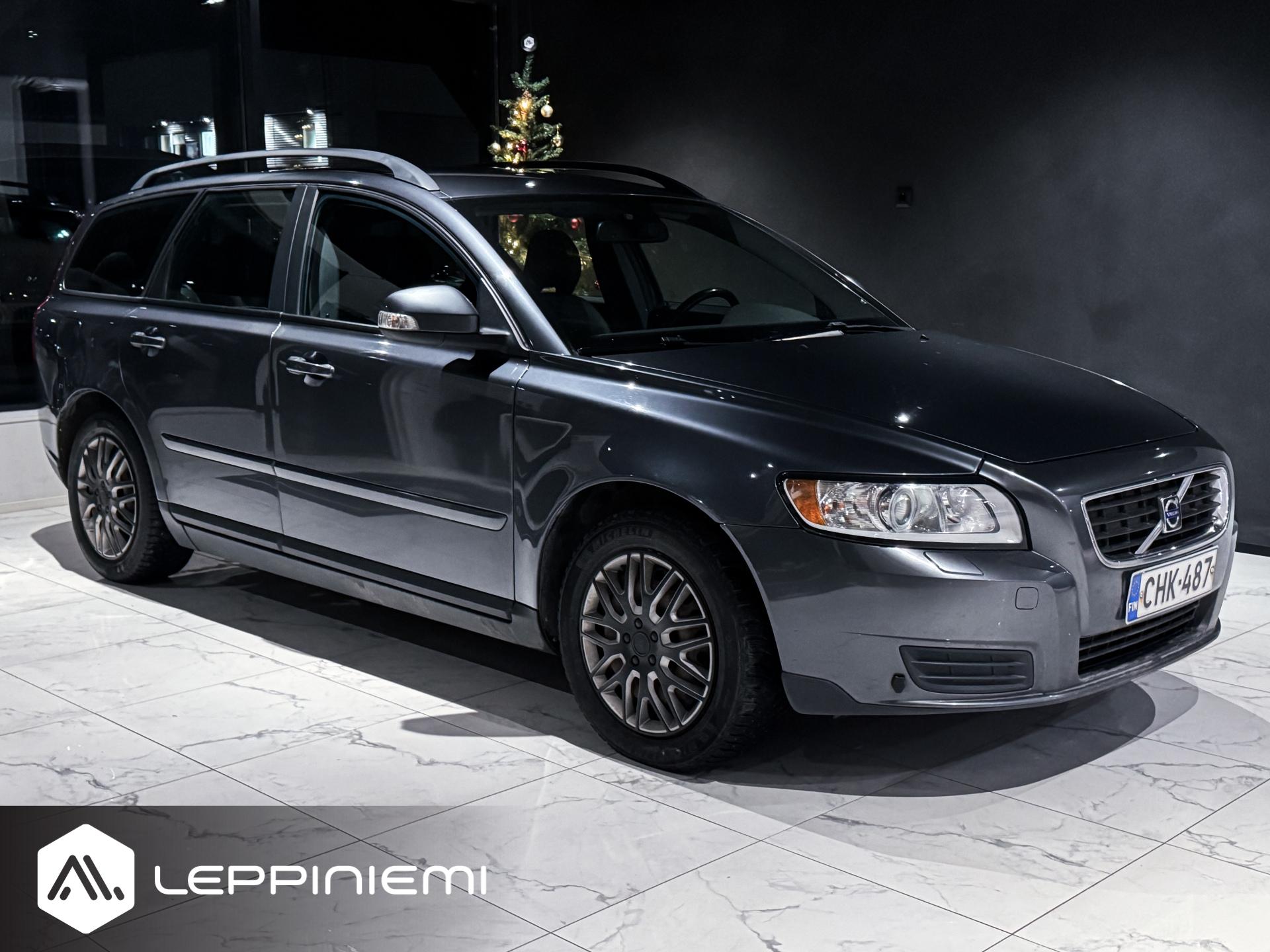 VOLVO V50 2010