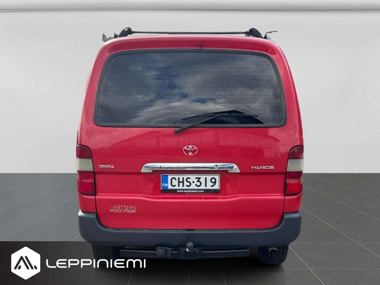 TOYOTA Hiace 2010