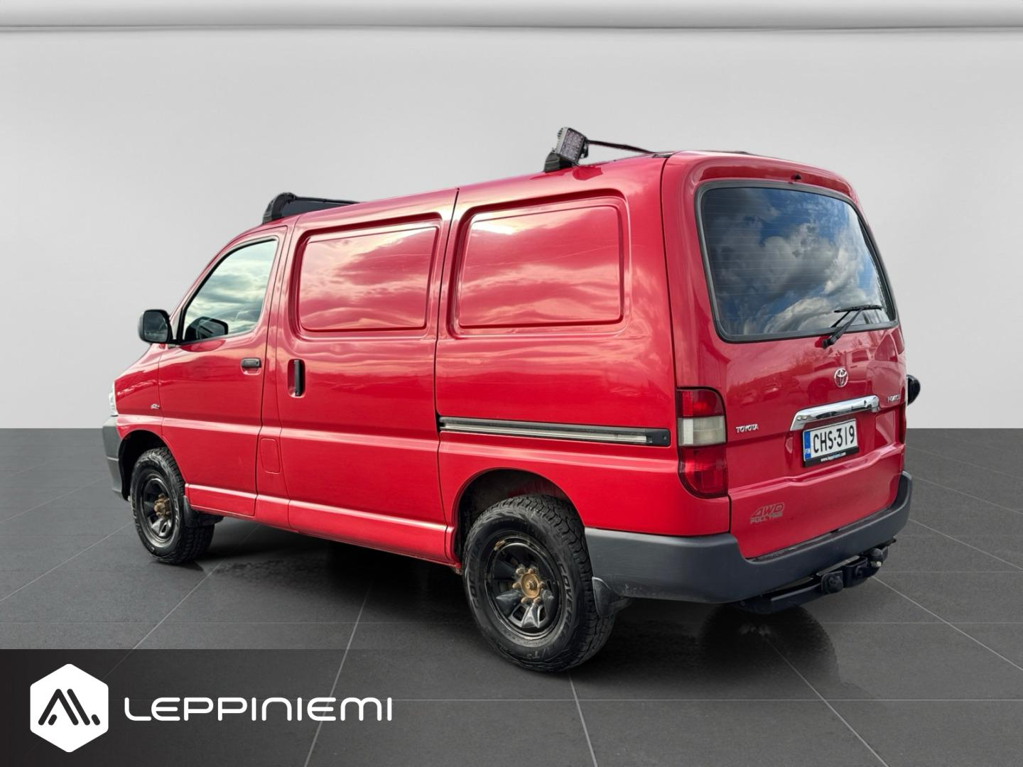 TOYOTA Hiace 2010