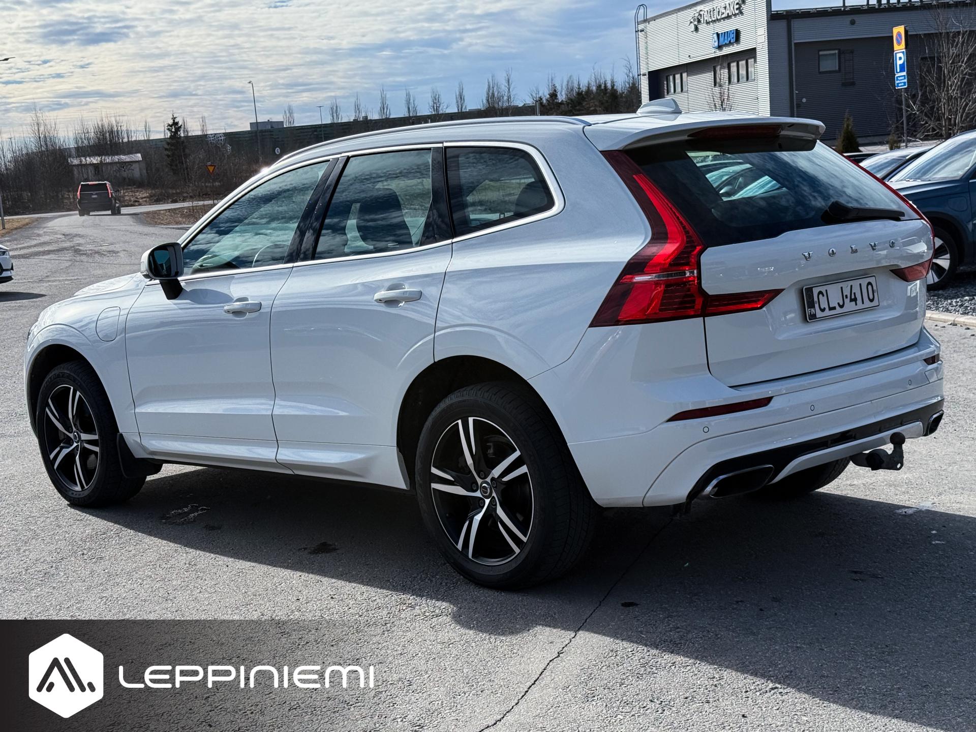 VOLVO XC60 2018