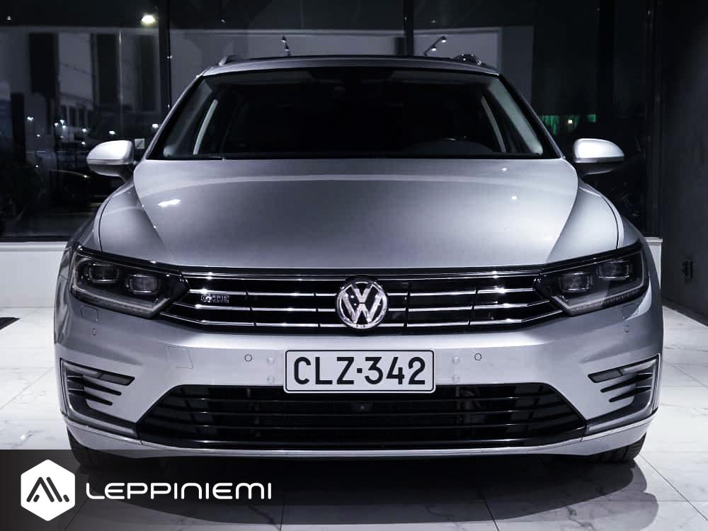 VOLKSWAGEN Passat 2016