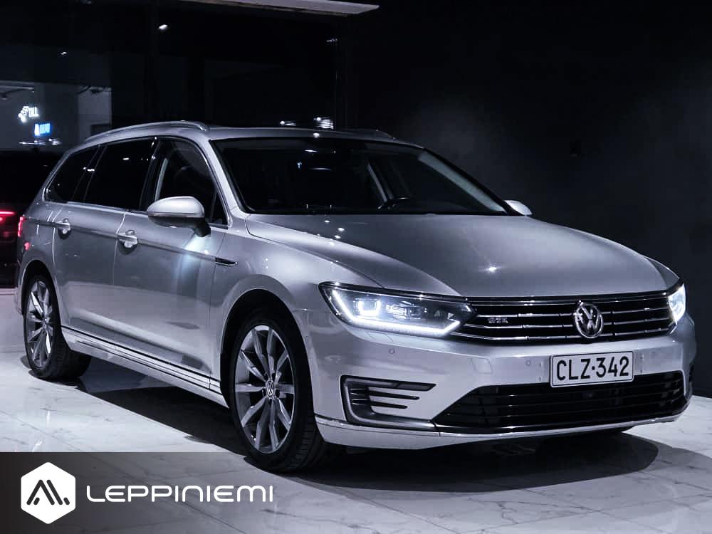 VOLKSWAGEN Passat 2016