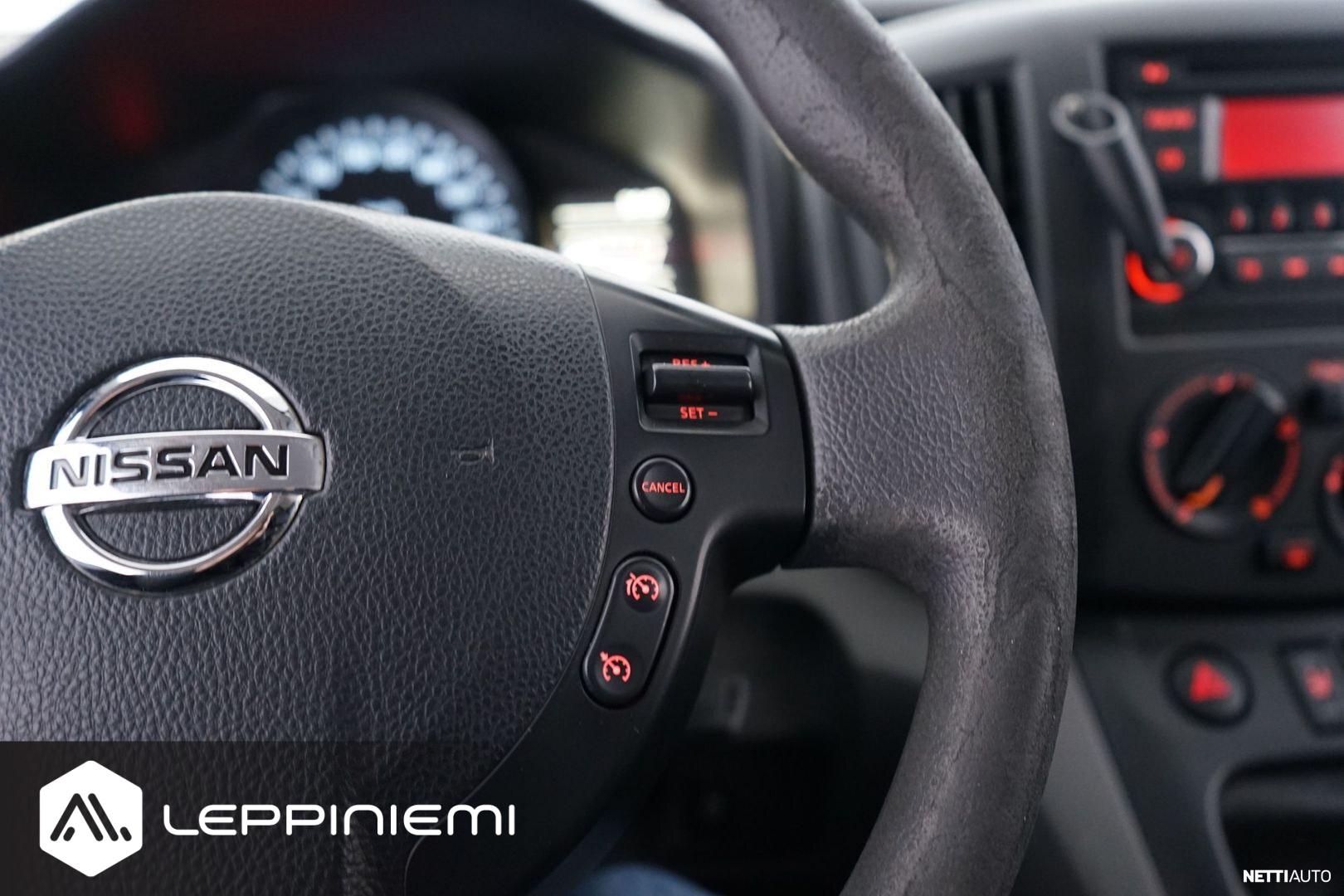 NISSAN NV200 2015