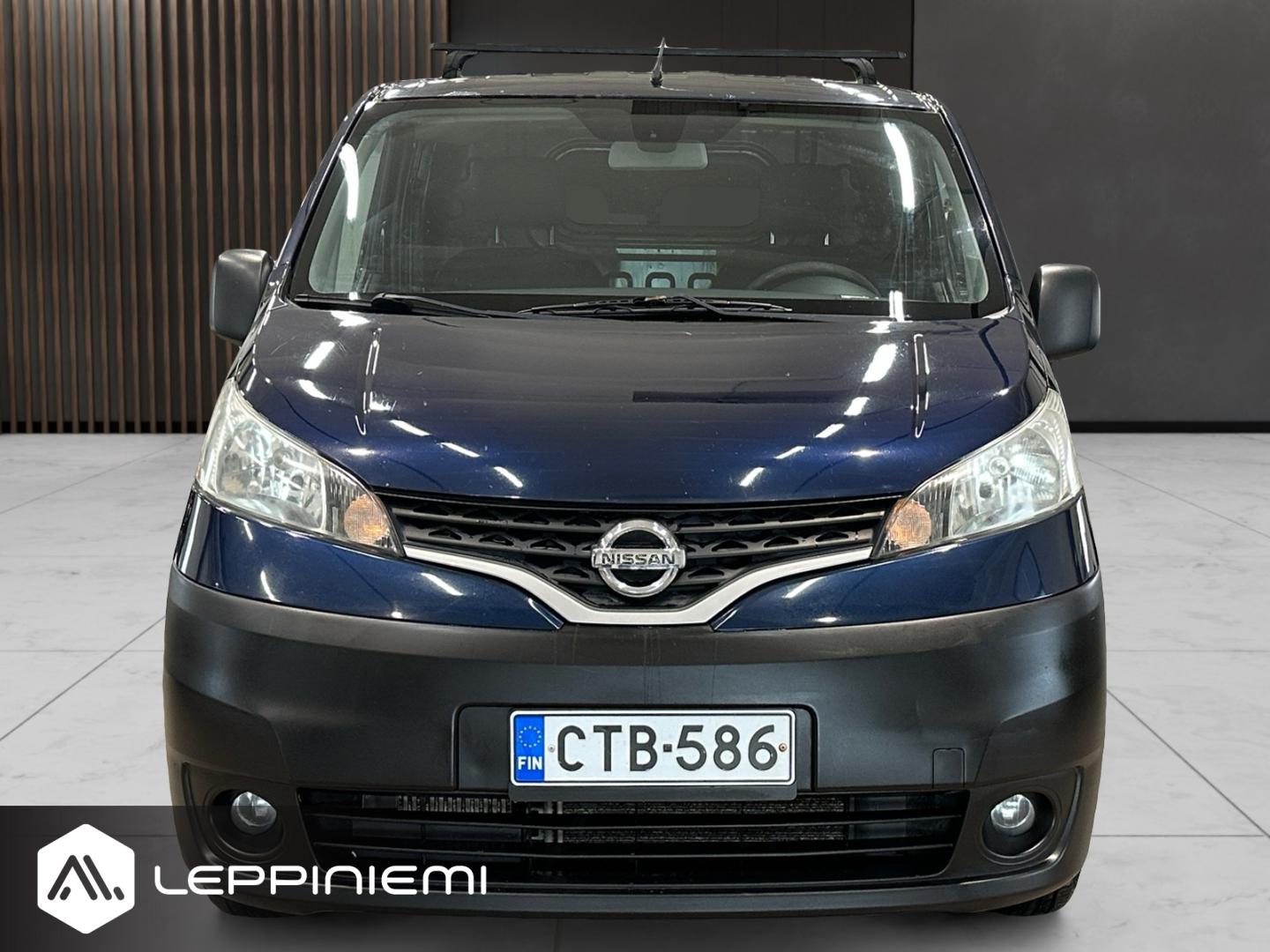 NISSAN NV200 2015