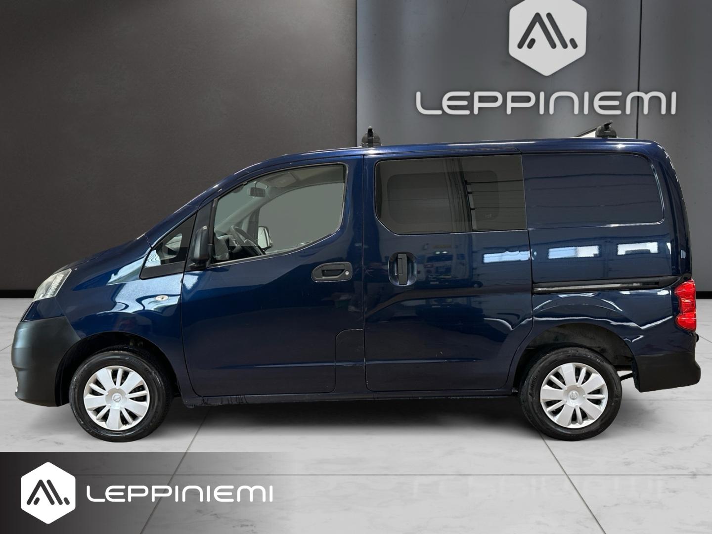 NISSAN NV200 2015