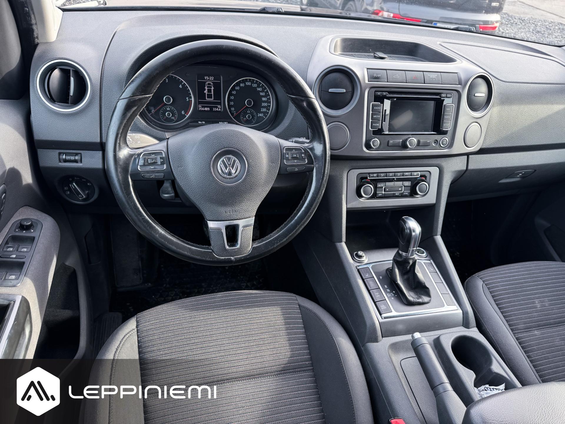VOLKSWAGEN Amarok 2014