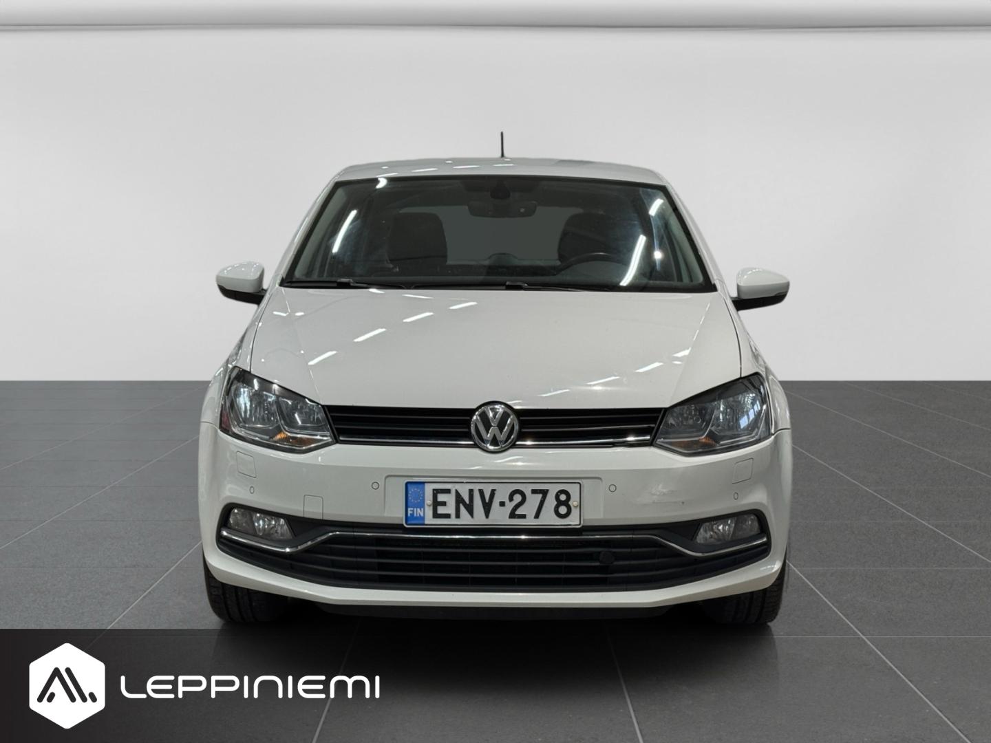 VOLKSWAGEN Polo 2016