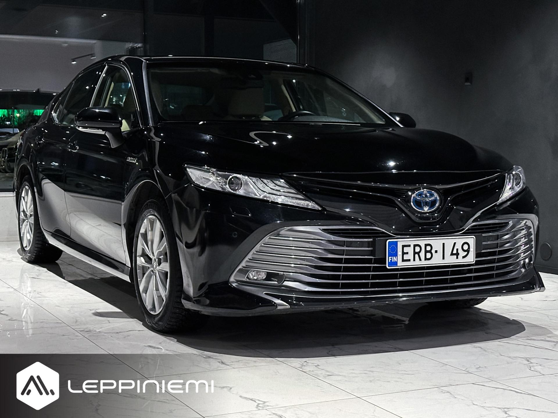TOYOTA Camry 2019