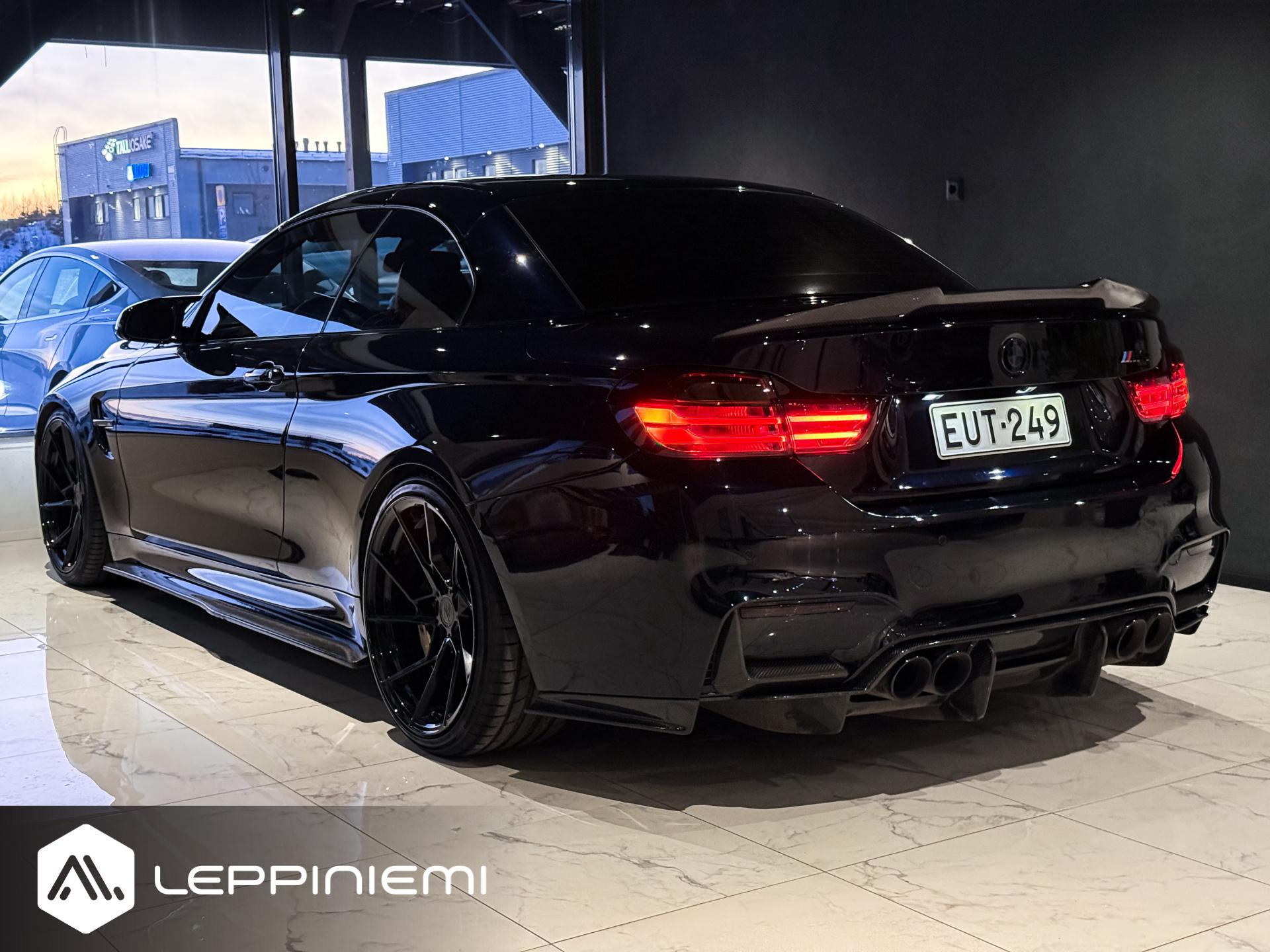 BMW M4 2015
